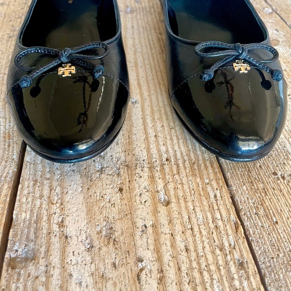 Tory Burch Black Leather Cap-Toe Ballet Flats 9M Quiet Luxury Classic - Picture 7 of 12